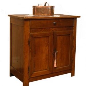 dresse en chene 2 portes et un grand tiroir ( Normandie, milieu 19eme siecle) dresse en chene 2 portes et un grand tiroir ( Normandie, milieu 19eme siecle)