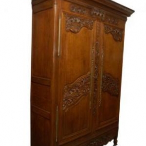 armoire de mariage ( Normandie, milieu 19 eme siecle)