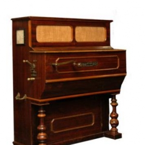 petit piano a tambour ( USA, fin 19eme siecle)