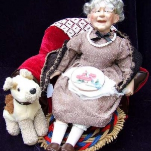 Poupée de collection La Chocolatière Pékus à Bastogne