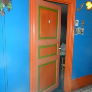 La Grande vadrouille. Couloir avce les fameuses chambres 6 et 9