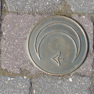 (11) signalisation de la promenade urbaine "lunes"