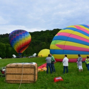 envol en montgolfiere a han sur lesse