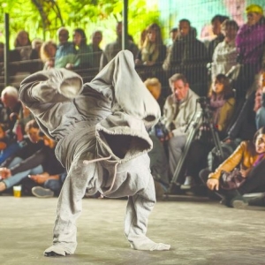 Du cirque-danse, avec © "Capuche"