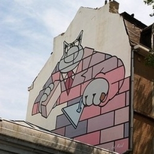 « Le Chat » sur une façade bruxelloise © Phiplippe Geluck