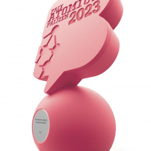 Trophée du « Prix Raymond Leblanc de la jeune Création » © « Visit Brussels »