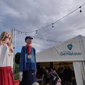 Géants & Chapiteau d'Ernage © « Tour des Chais »