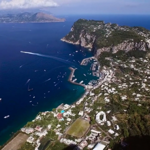 © Photo : Mario Introia