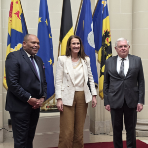 L'accueil à l'entrée de la "Salle des glaces" © Photo : Fabien Sebo