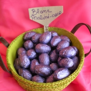 Oeufs de Paques au chocolat blanc praliné coco