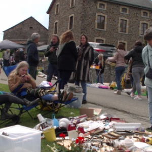 brocante de Buisson du 1er mai 2018 brocante de Buisson du 1er mai 2018