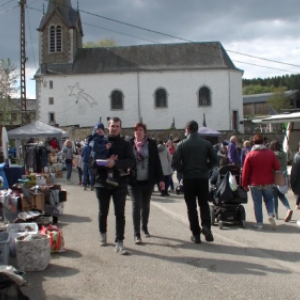 brocante de Buisson du 1er mai 2018 brocante de Buisson du 1er mai 2018