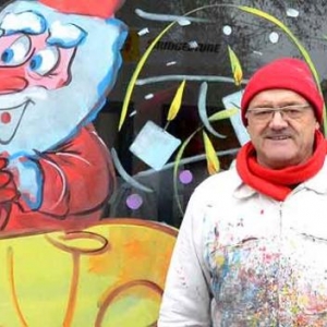 Jean-Marie Lesage et une vitrine de Noel - photo 4731