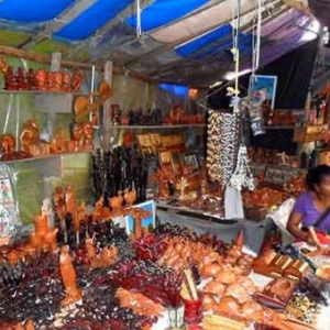 Artisan(e)s et marchand(e)s...-ph 1100