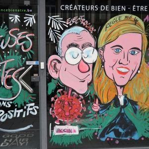 Les caricatures  de Vandenbroeke ministre de la santé et de Anne , la ministre de l'intérieur ex avocate d'anvers.ise Verlinden. à Malmedy