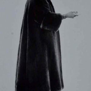 La Belle Yvette - 7061