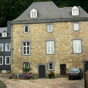 Grètèdar,  "nosse mâhon"
