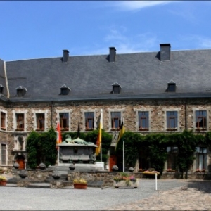  MALMEDY          LES ESTIVALES DEBARQUENT ....