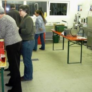 Benevoles dans les cuisines du restaurant " Televie 2009 " Benevoles dans les cuisines du restaurant " Televie 2009 "