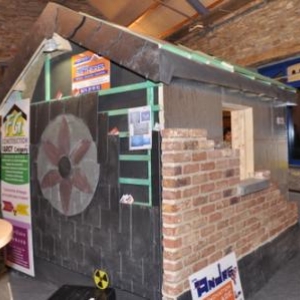 Lierneux. Salon Ecolienne.