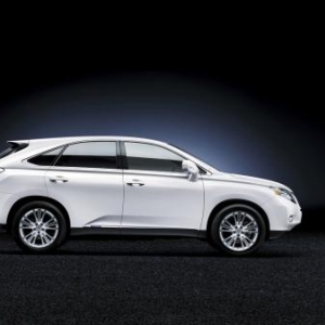 AUTO Essai: Lexus 400h.