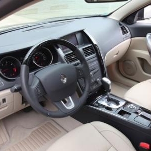 Renault Latitude