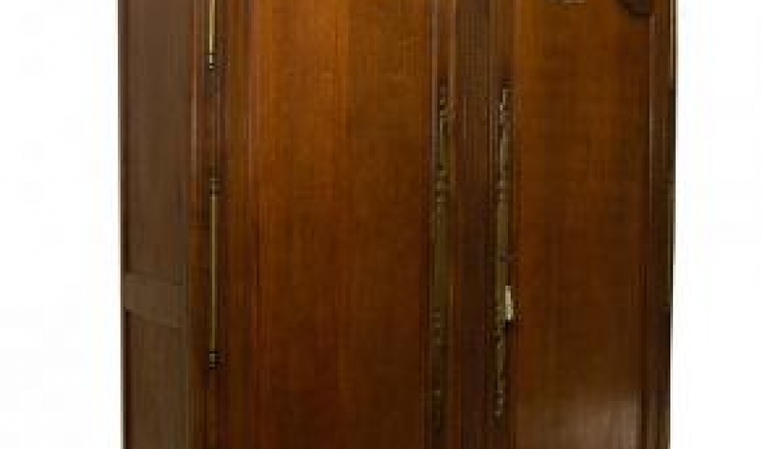 armoire de mariage en chene (Normandie, milieu 19eme siecle) armoire de mariage en chene (Normandie, milieu 19eme siecle)