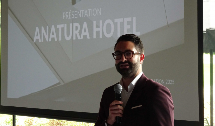 Inauguration Anatura Luxembourg****sup avec Mr Thill, ministre du tourisme luxembourgeois