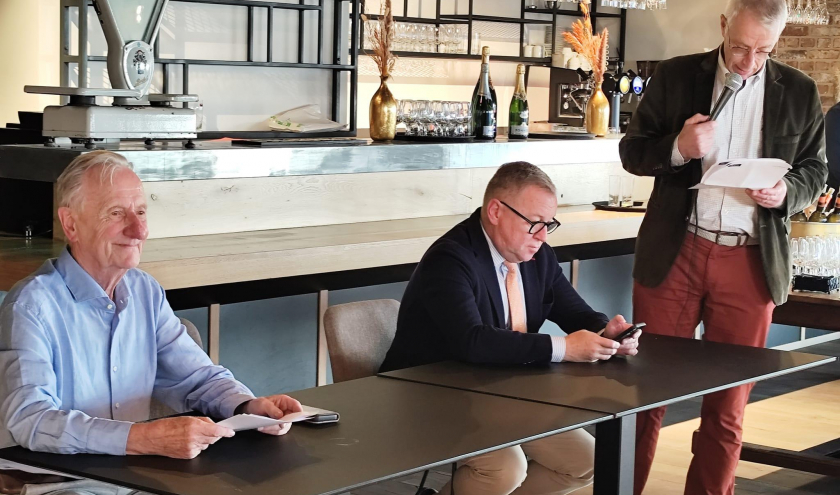 Denis Mathen, gouverneur de la Province de Namur, aux côtés de Pierre Dulieu © Ph. : M. Lecocq