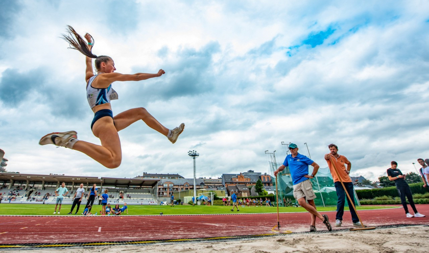 Meeting des 50 ans du « SMAC », au stade « ADEPS », à Jambes © Vincent Lorent (« L’Avenir »)