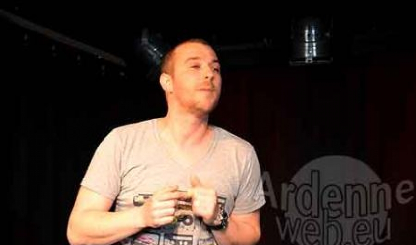 Jules au cabaret