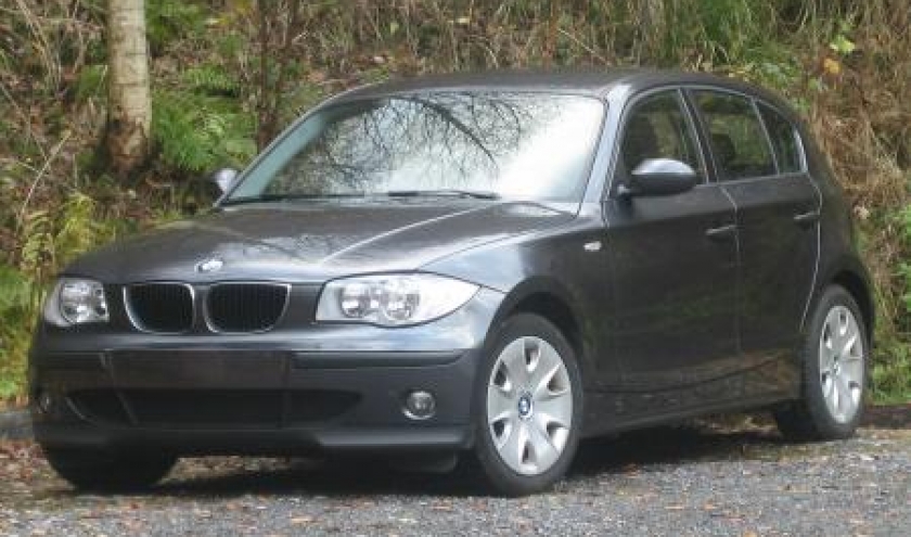 BMW 118d 2005...17500,00 eur TVAC...81000 Km...Clim... Photo1 BMW 118d 2005...17500,00 eur TVAC...81000 Km...Clim... Photo1