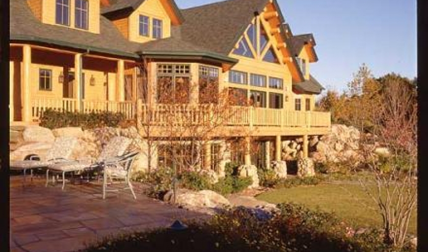 Pignons en shingles de WHITE CEDAR et Murs en bardage Cedre Blanc Velour