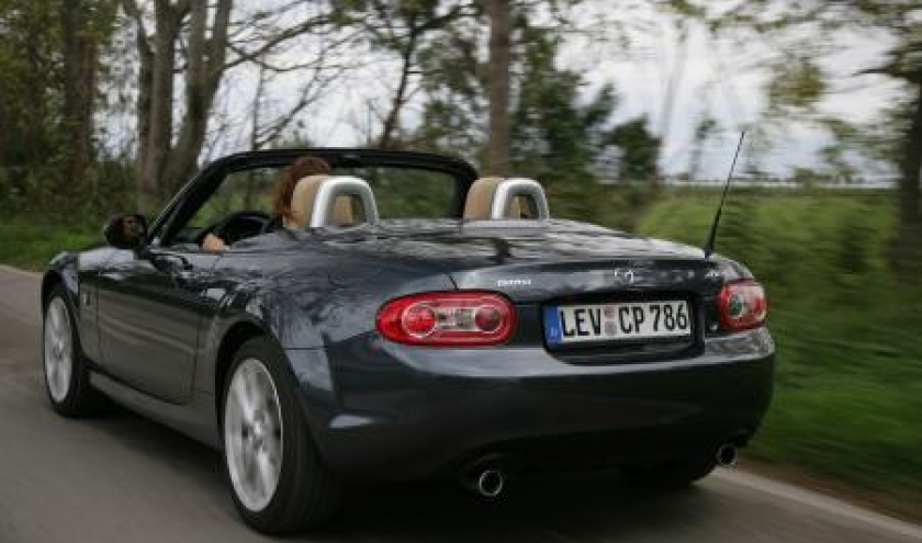 Mazda MX-5.