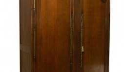 armoire de mariage en chene (Normandie, milieu 19eme siecle)