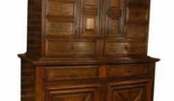 buffet double-corps en chene, 2 portes et 12 tiroirs (Normandie, fin 17eme siecle, debut 18eme siecle)