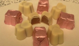pralines coeur chocolat blanc fourre praline